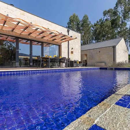 Agra With Pool By Portugal Active Ponte de Lima